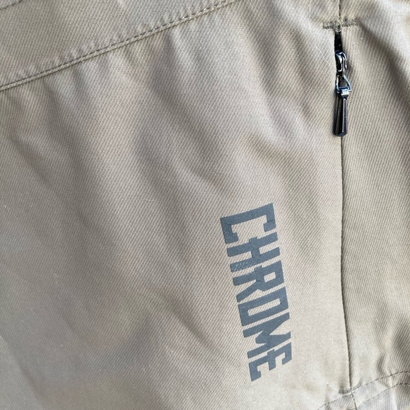 Women's Chrome Industries Camo LS Hooded Jacket M Windbreaker Full Zip Nylon - Picture 11 of 12